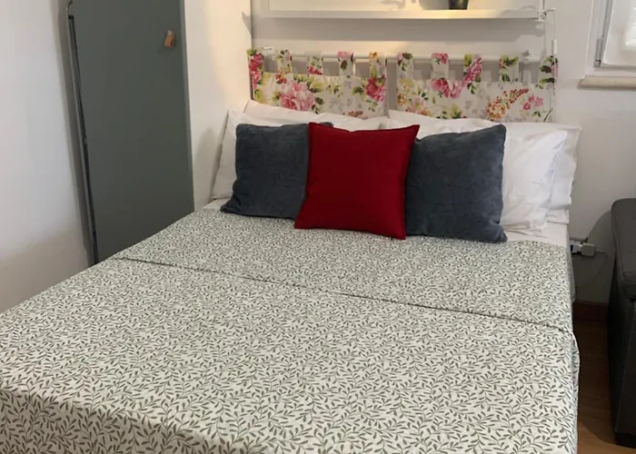 Charming With Parquet Holiday home *