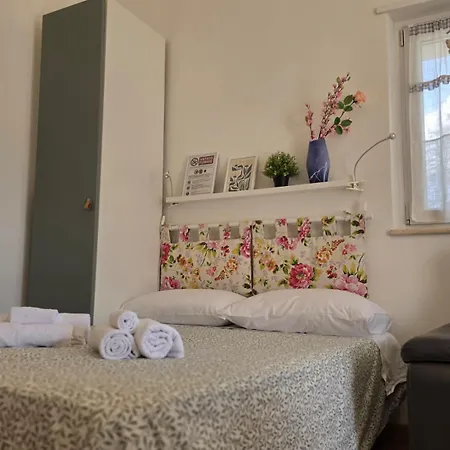 Holiday home Charming With Parquet